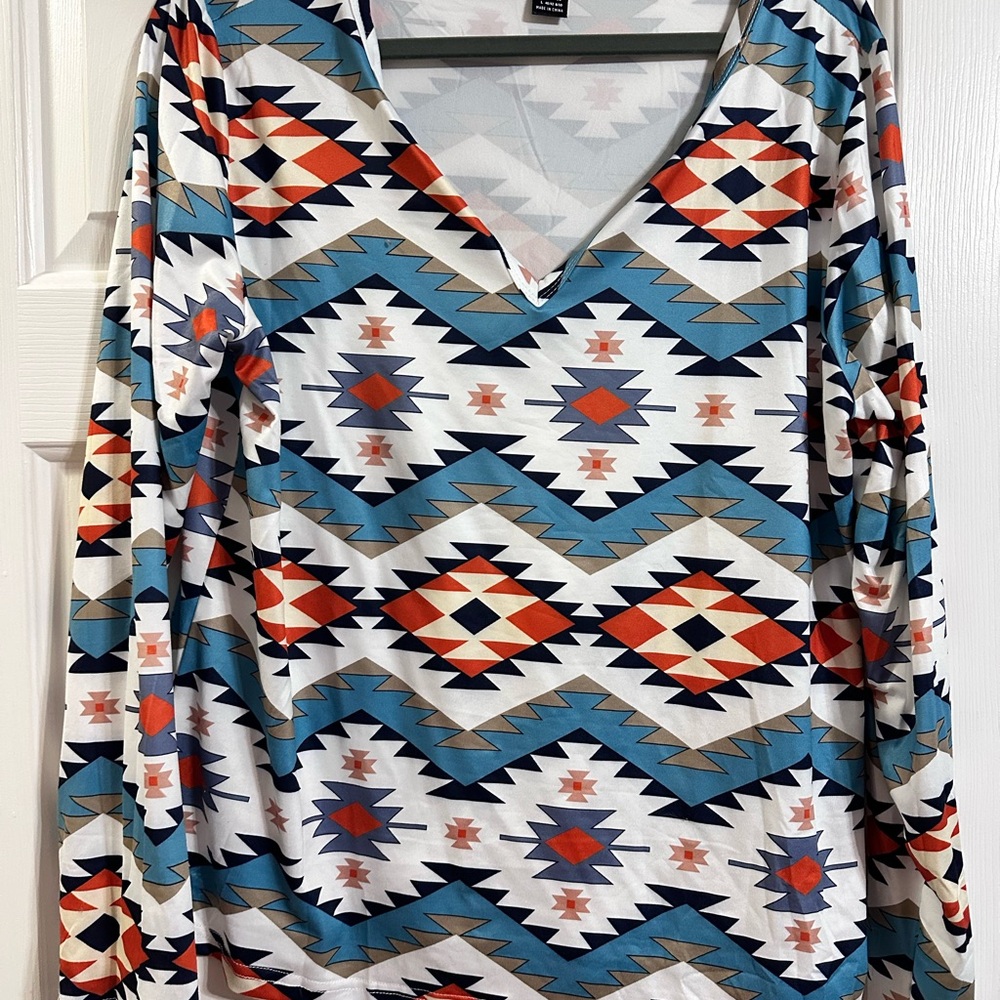 Blue and White Graphic Long Sleeve Tunic